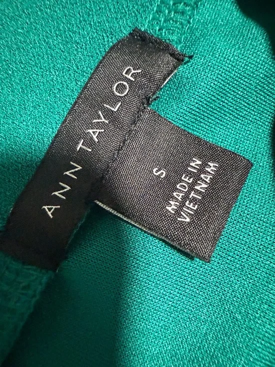 H&M Teal Puff-Sleeve Blouse - Picture 9 of 13